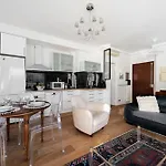 Apartamento Vue Ensoleillée Sur Les Toits De Niza